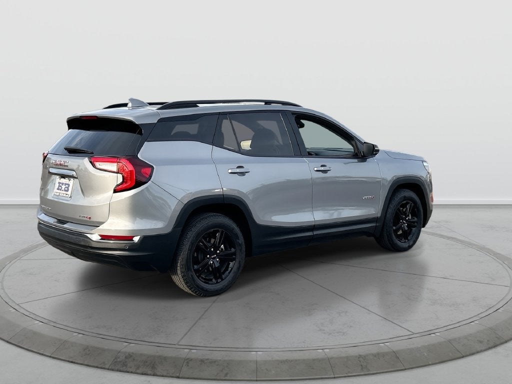 2023 GMC Terrain AT4