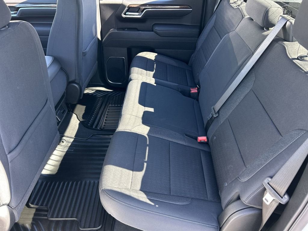 2025 GMC Sierra 1500 SLE