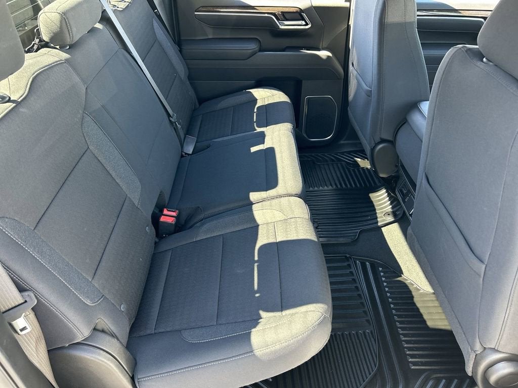 2025 GMC Sierra 1500 SLE