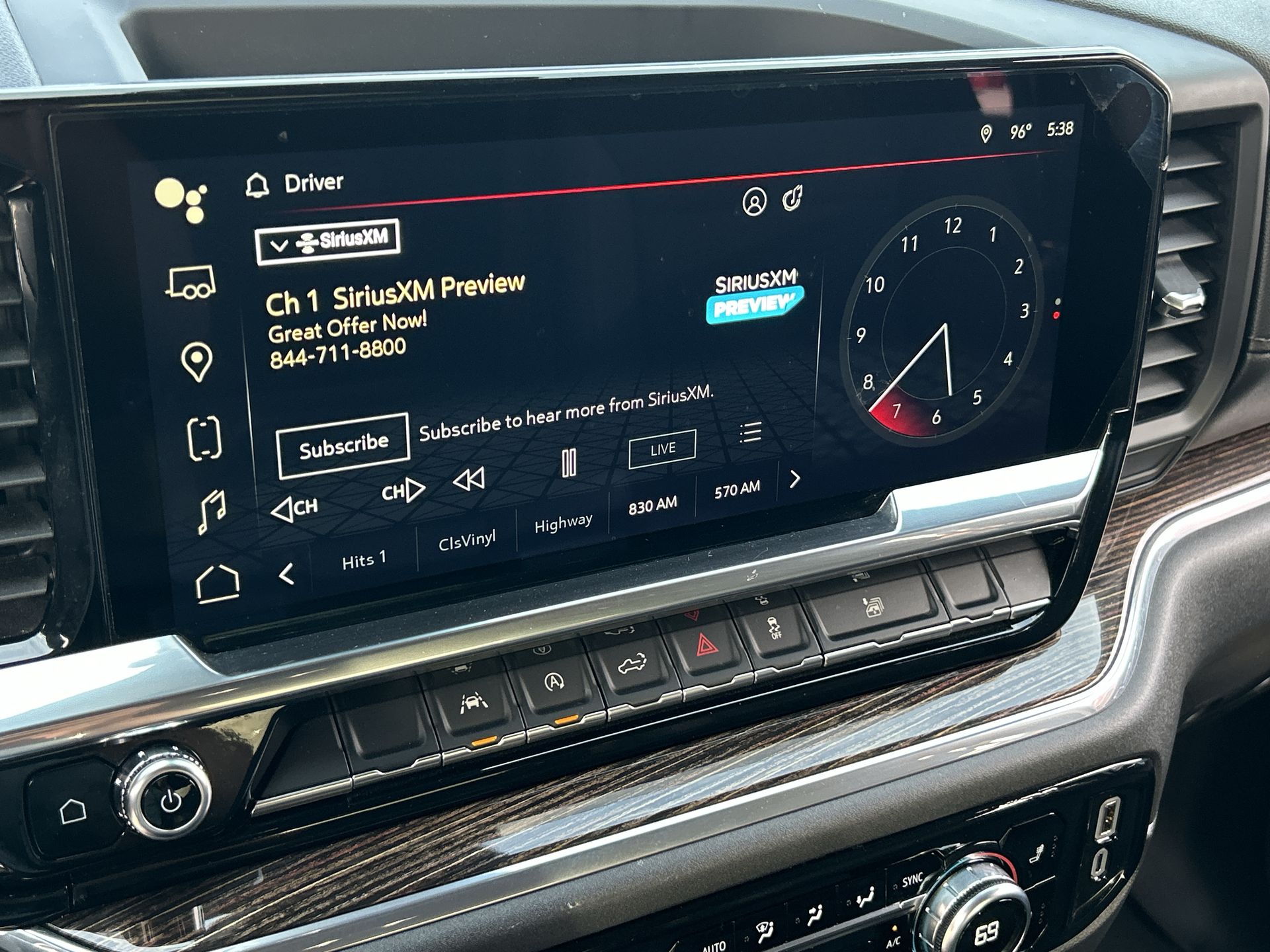 2024 GMC Sierra 1500 SLE