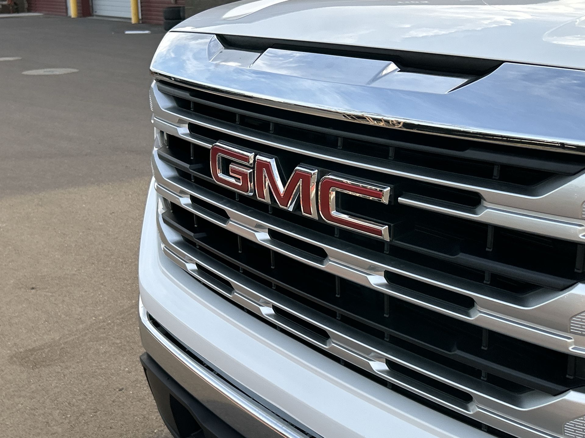 2024 GMC Sierra 1500 SLE