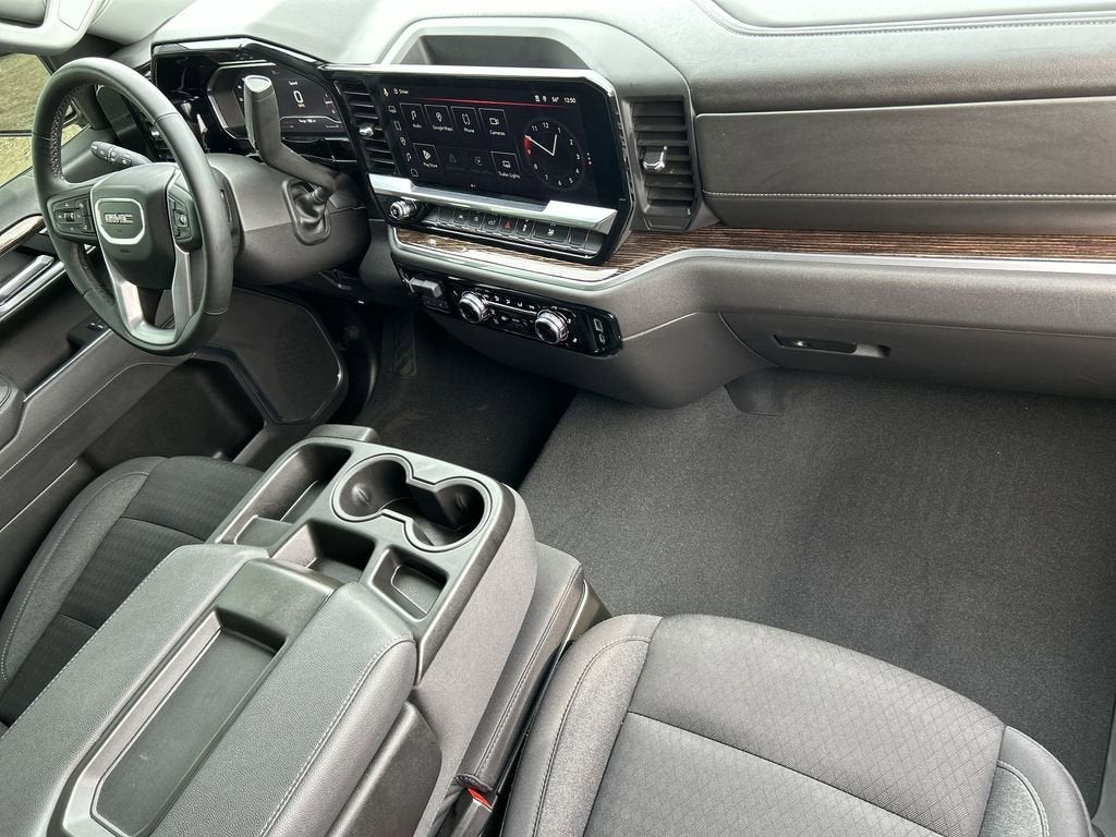 2025 GMC Sierra 1500 SLE