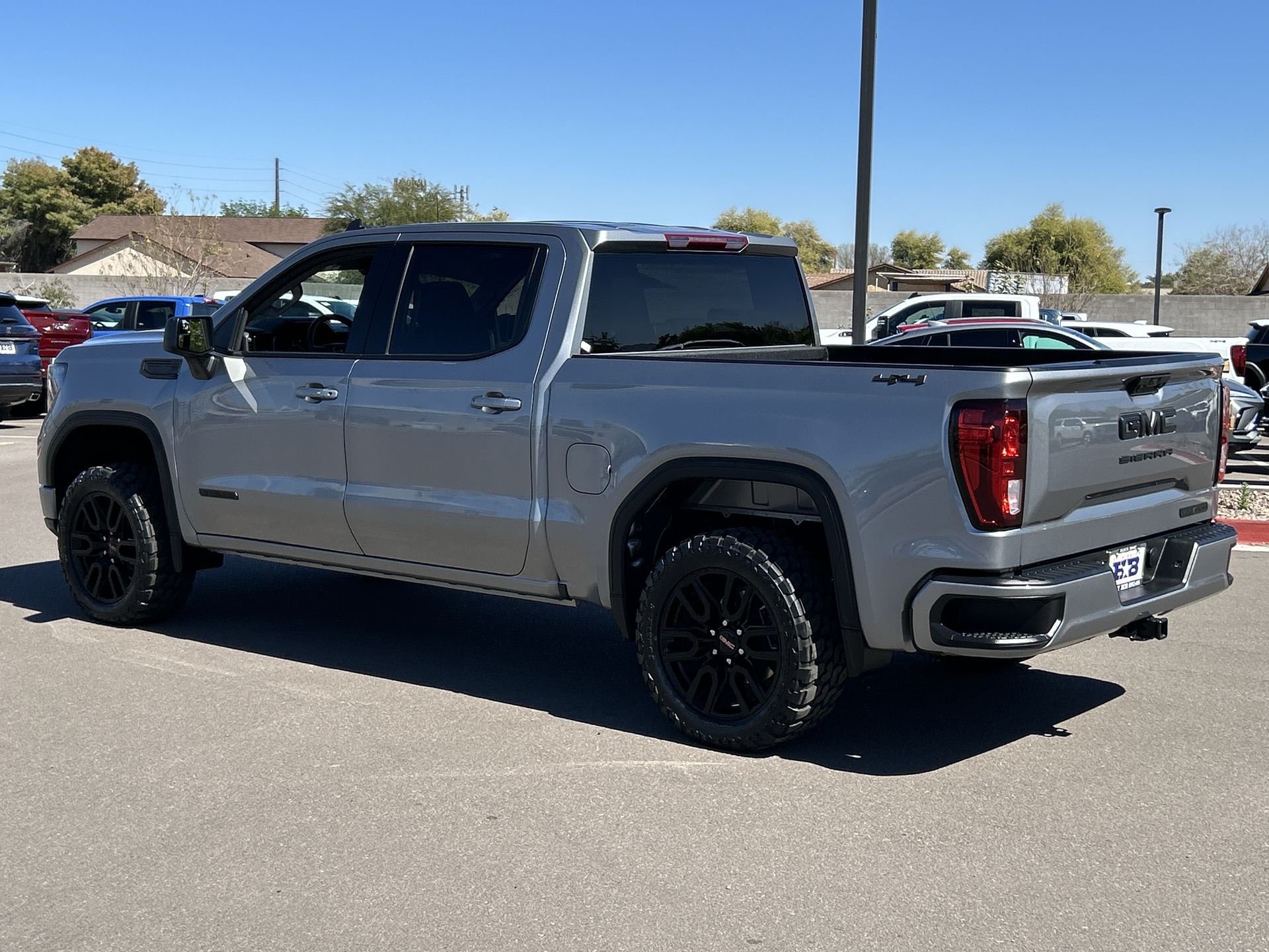 2025 GMC Sierra 1500 Elevation