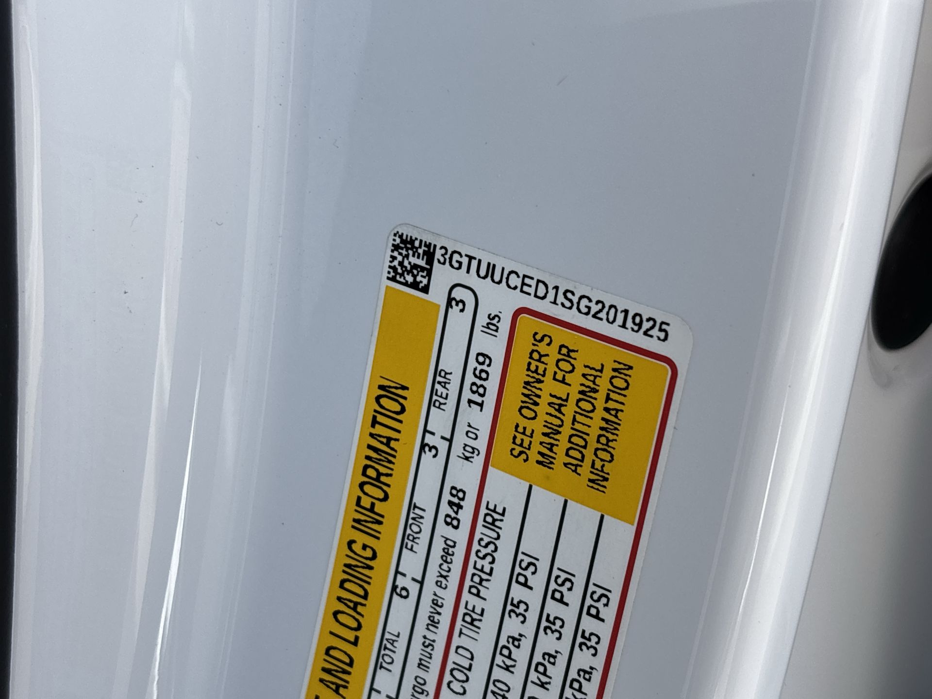 2025 GMC Sierra 1500 Elevation