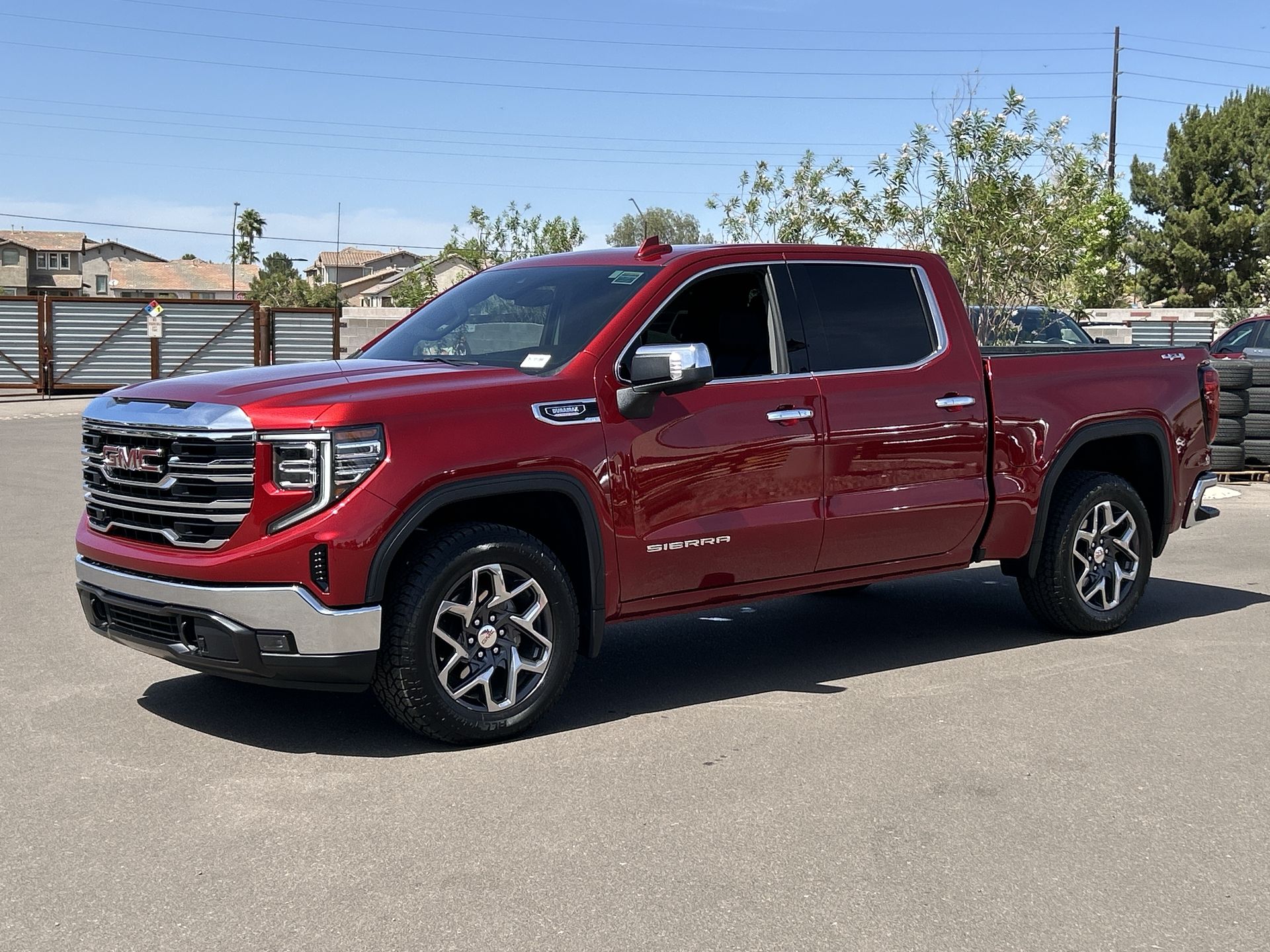 2025 GMC Sierra 1500 SLT