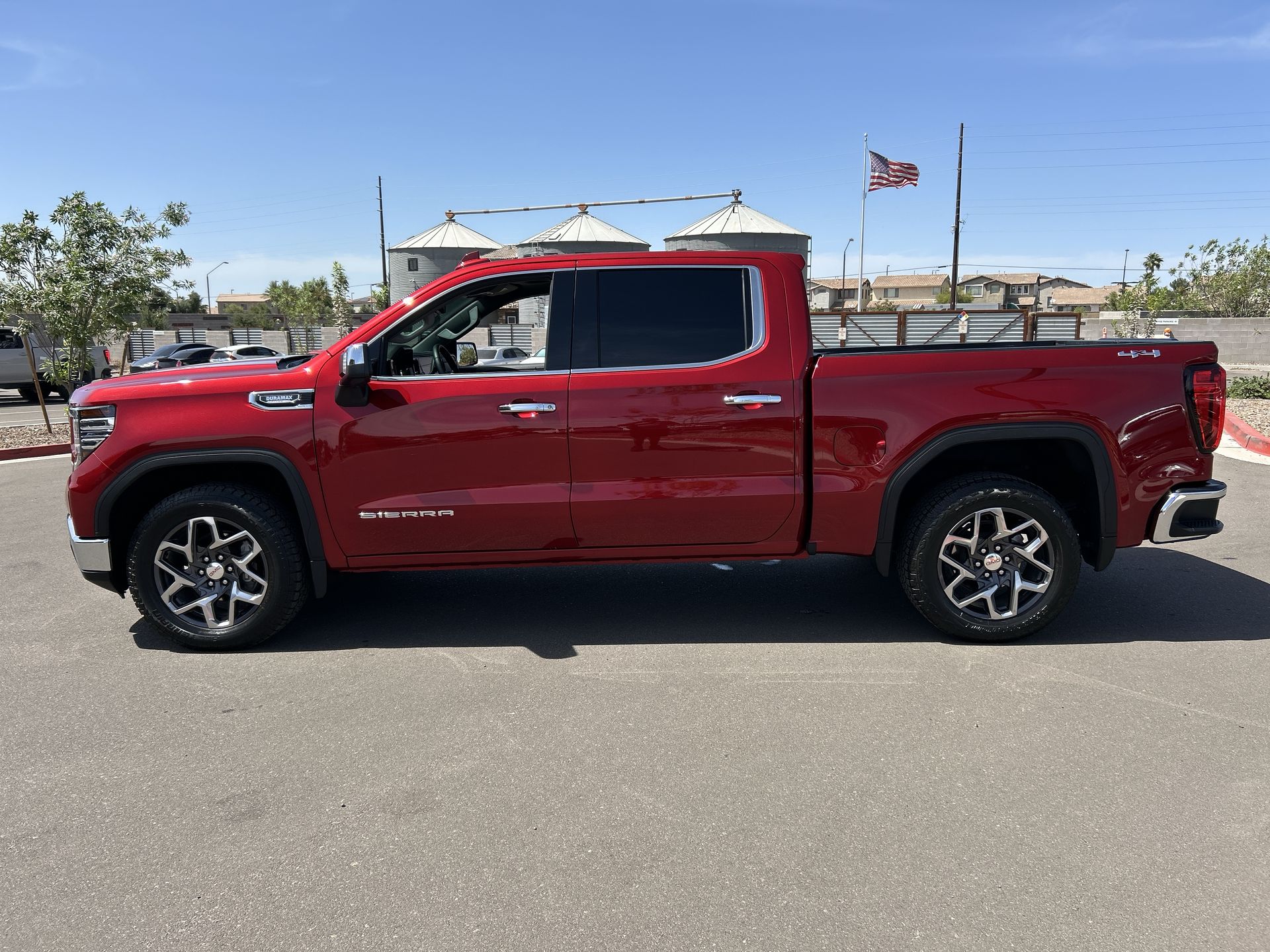 2025 GMC Sierra 1500 SLT