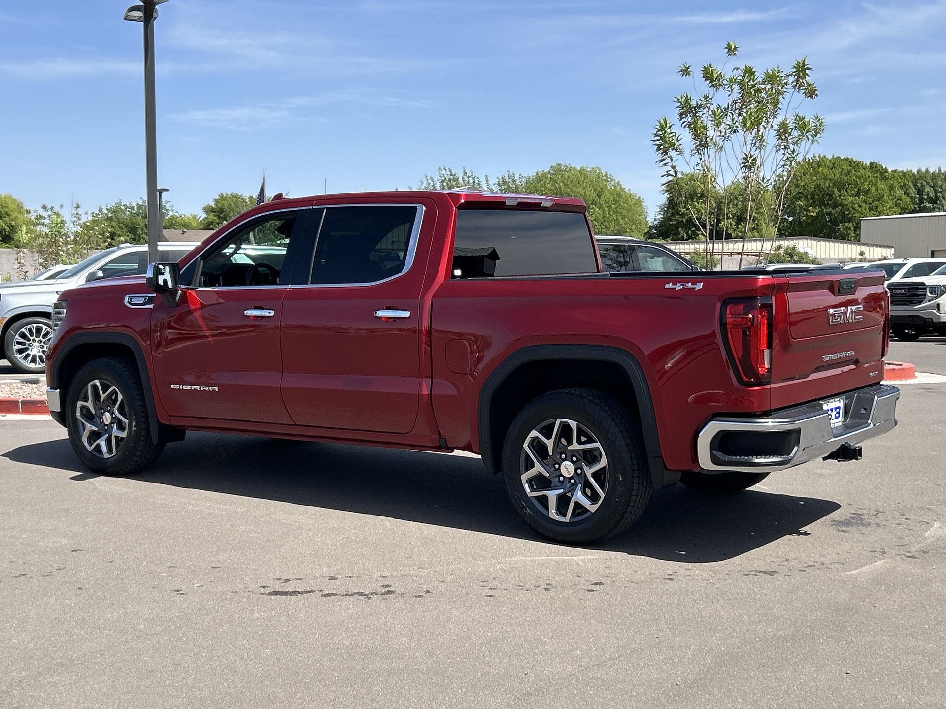 2025 GMC Sierra 1500 SLT