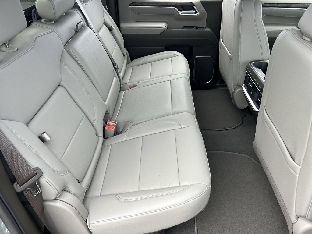2026 GMC Sierra 1500 SLT - Photo 26