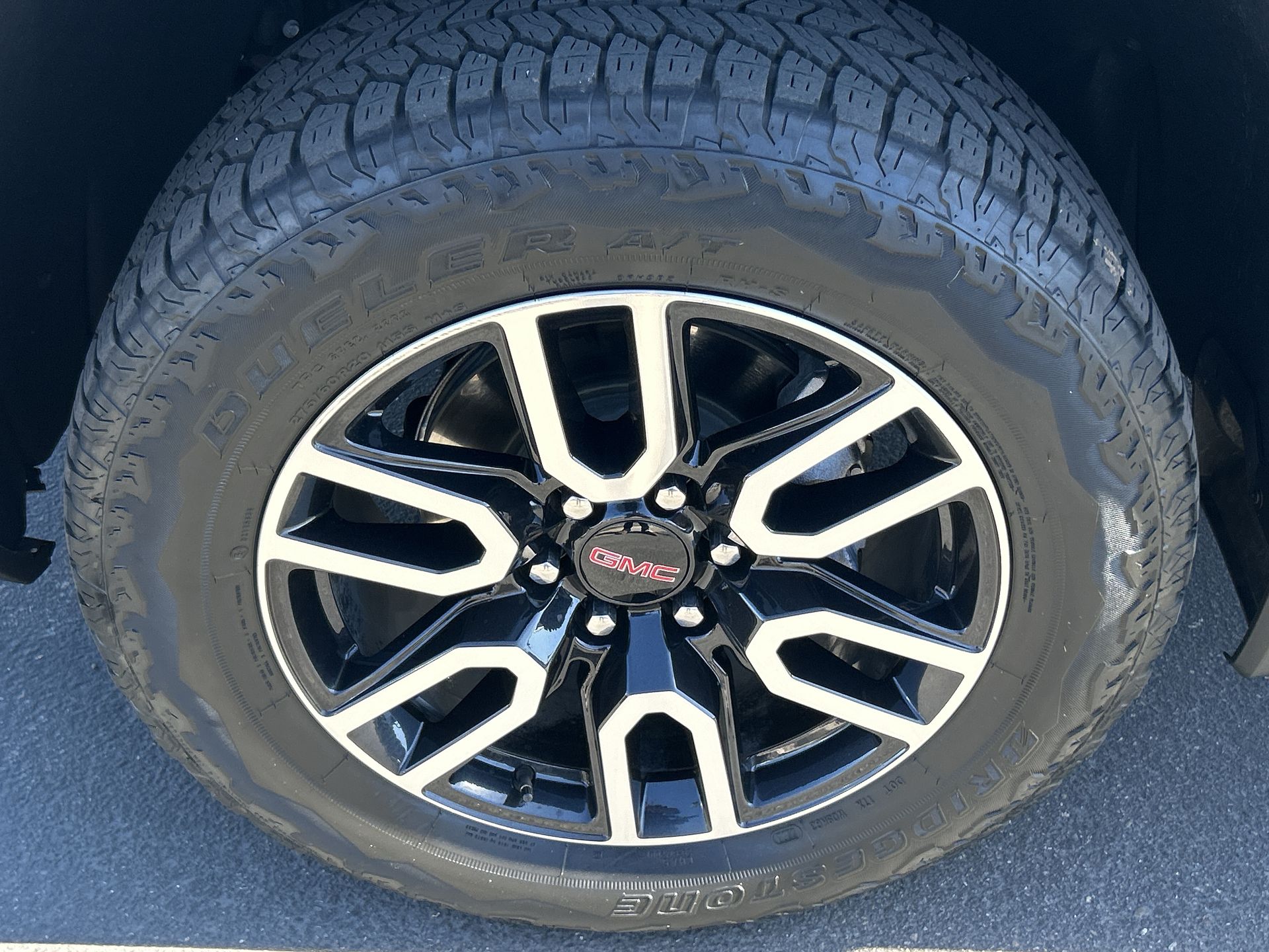 2025 GMC Sierra 1500 AT4