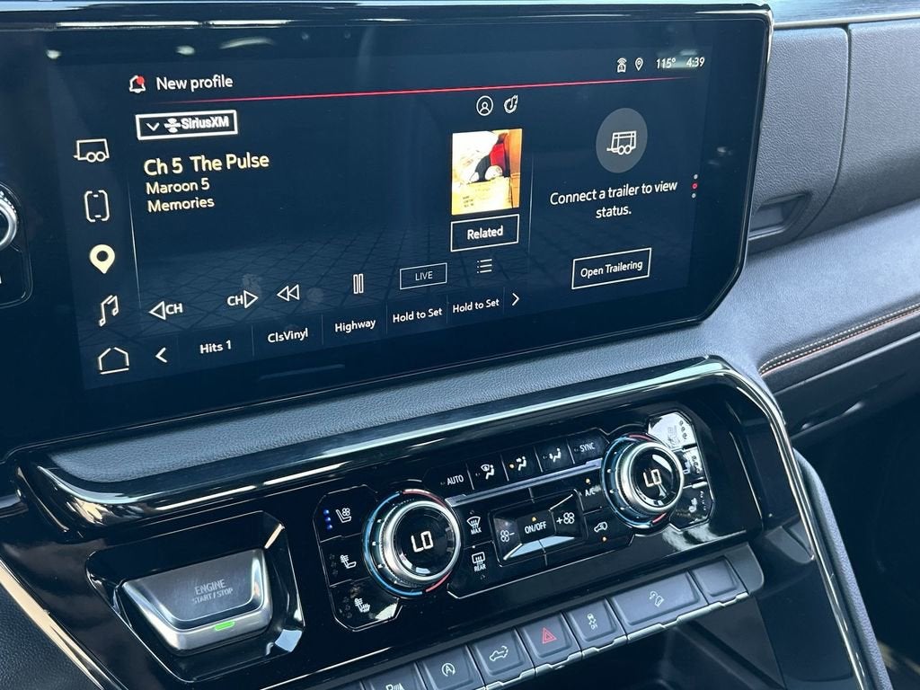 2025 GMC Sierra 1500 AT4