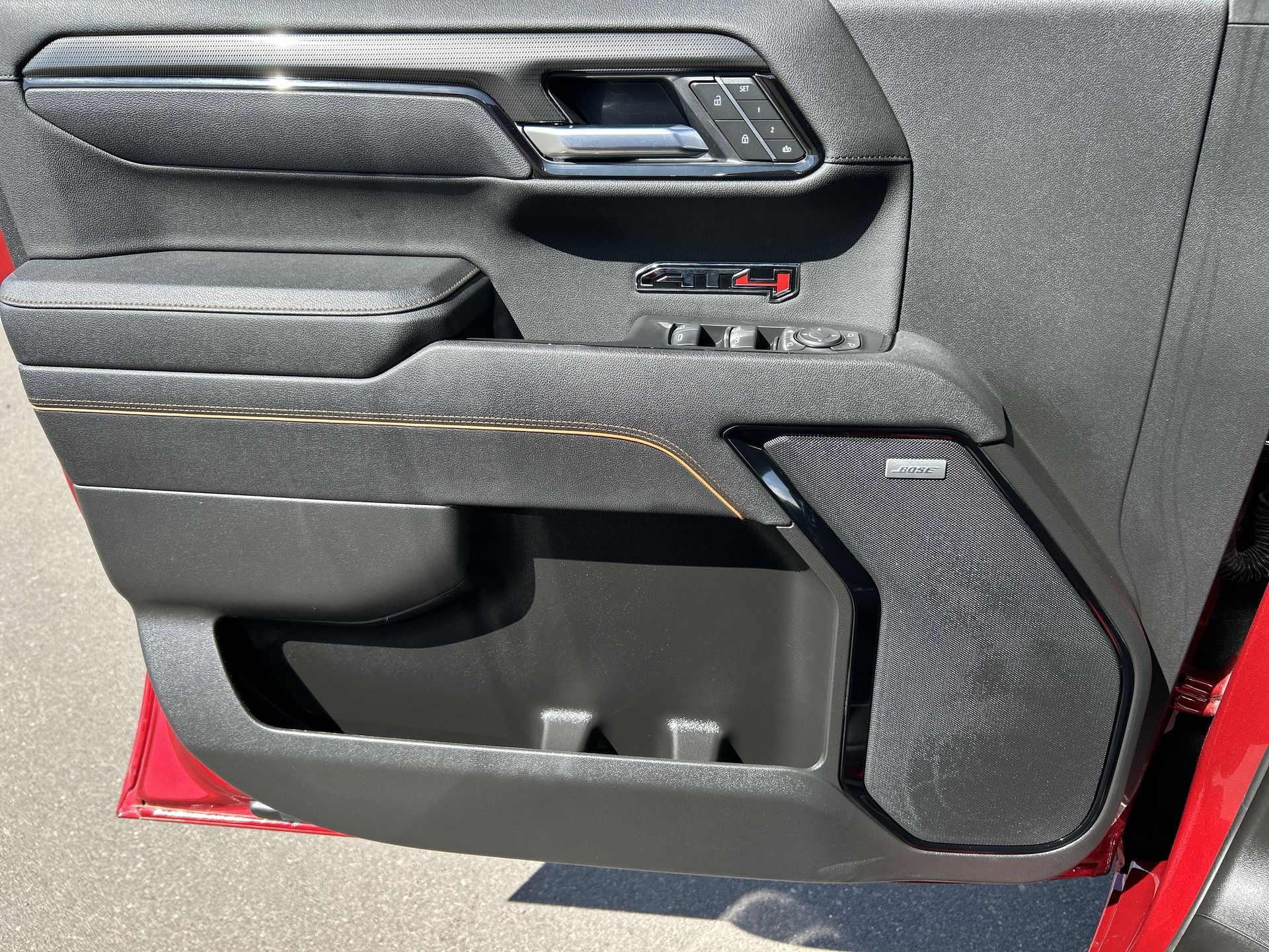 2025 GMC Sierra 1500 AT4