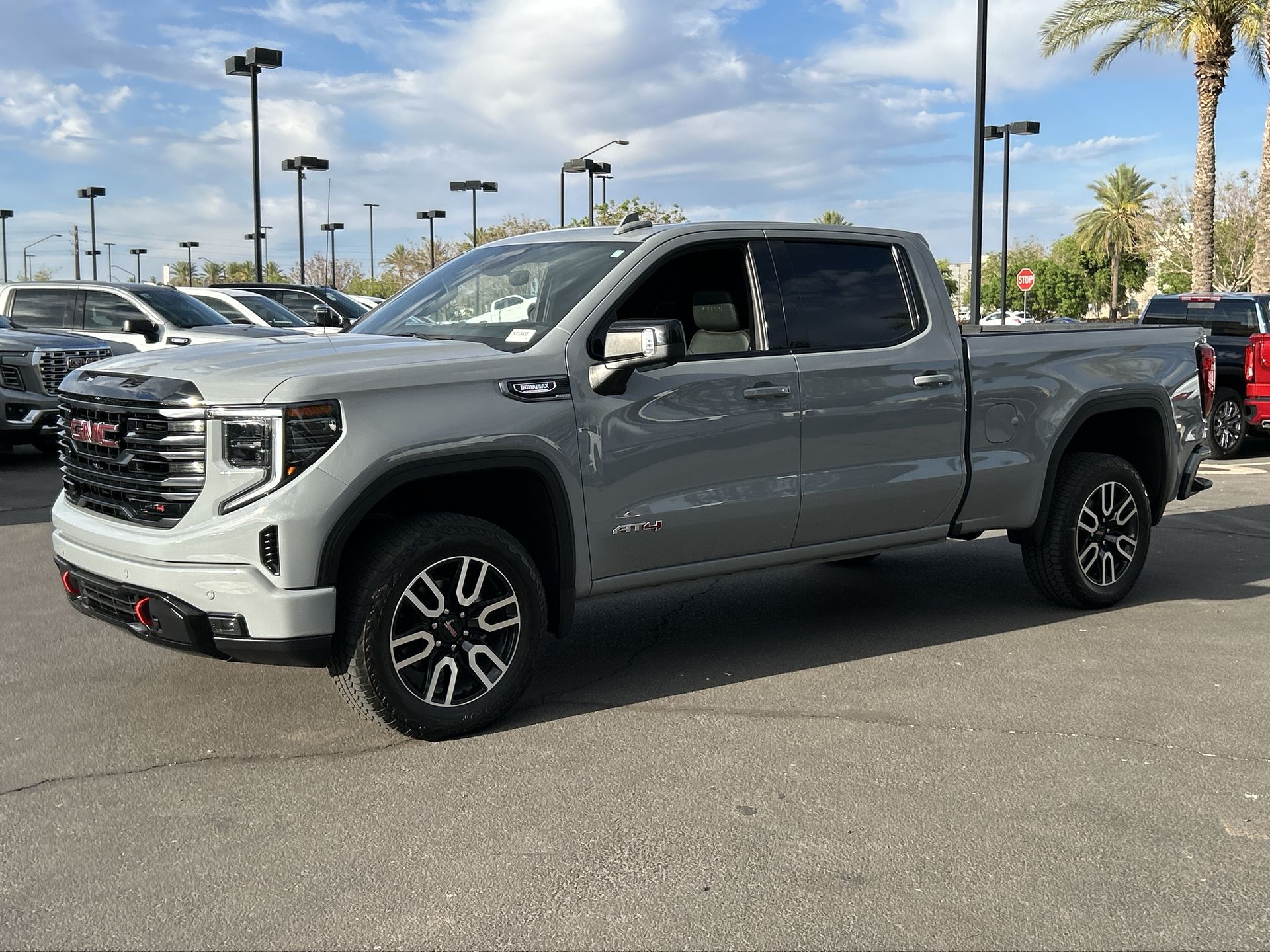 2025 GMC Sierra 1500 AT4