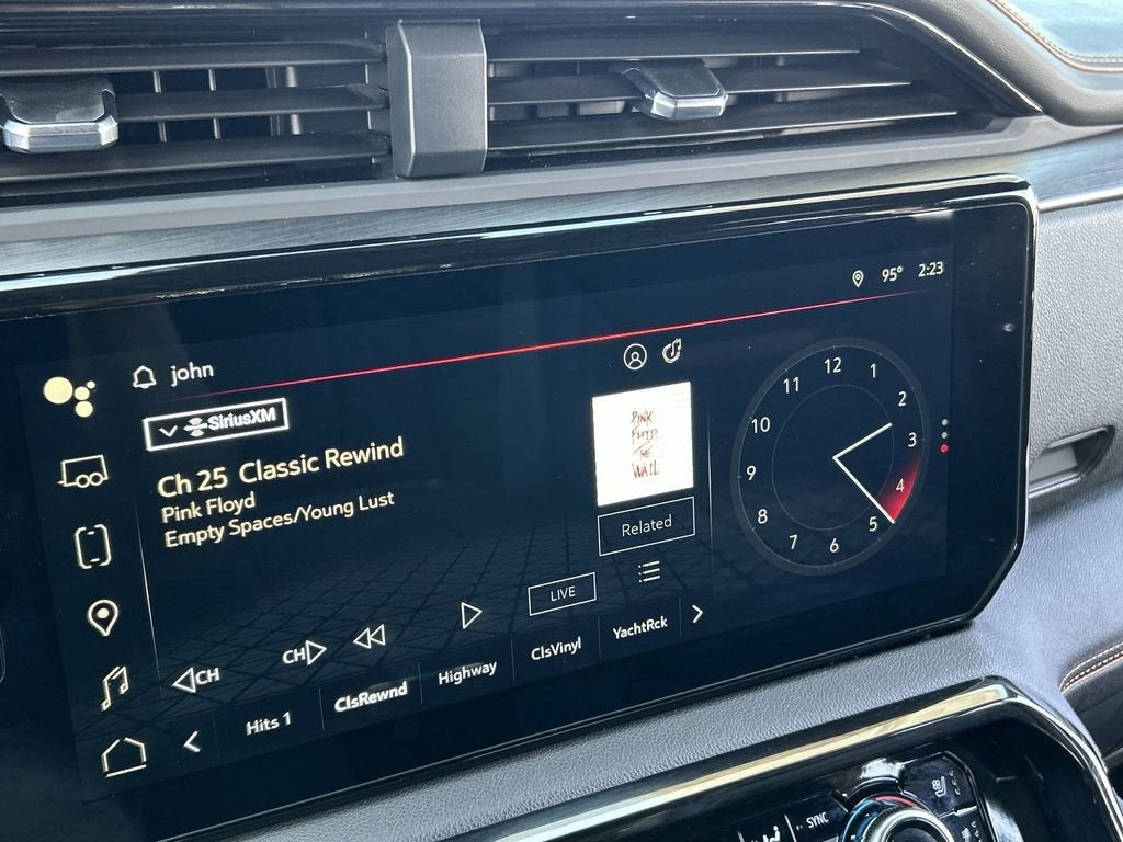 2025 GMC Sierra 1500 AT4