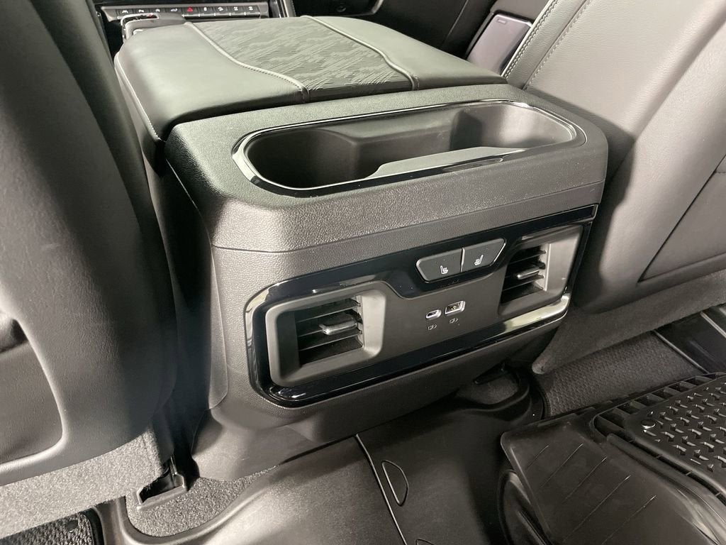 2025 GMC Sierra 1500 AT4X