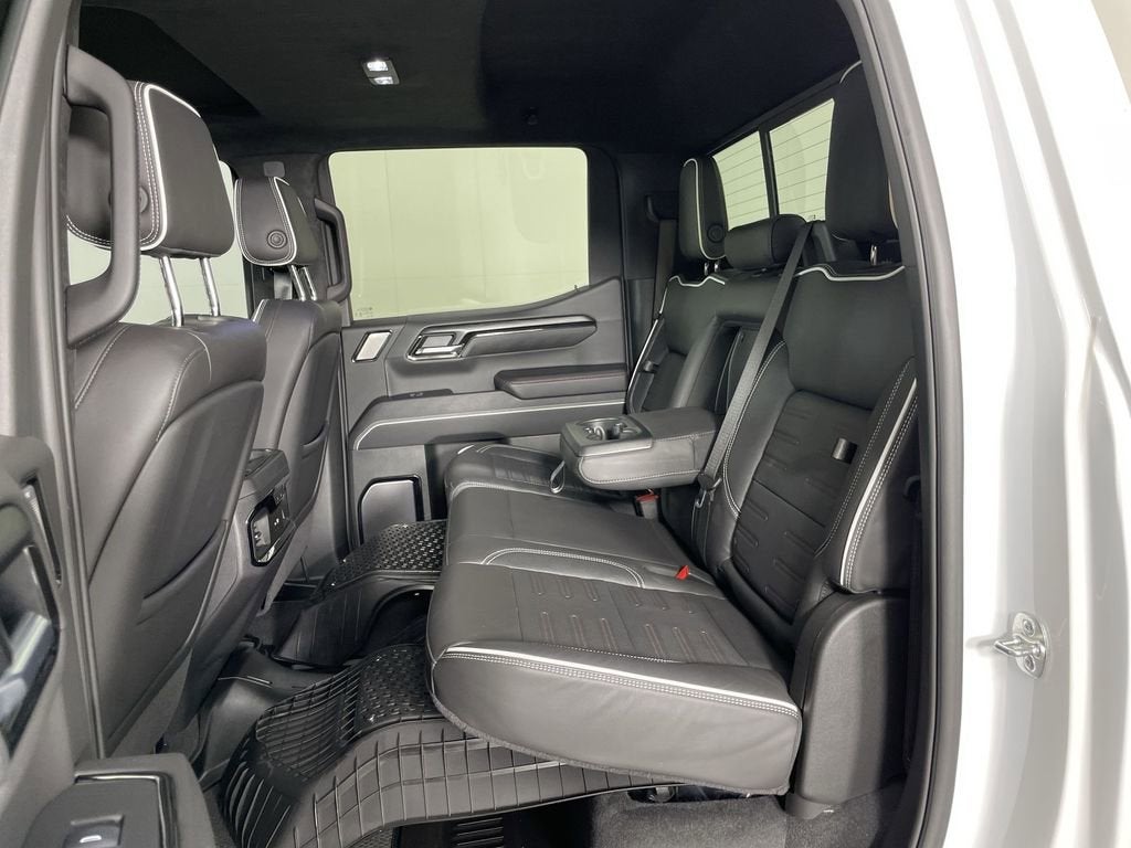 2025 GMC Sierra 1500 AT4X