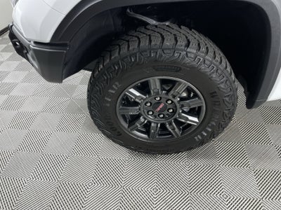 2025 GMC Sierra 1500 AT4X