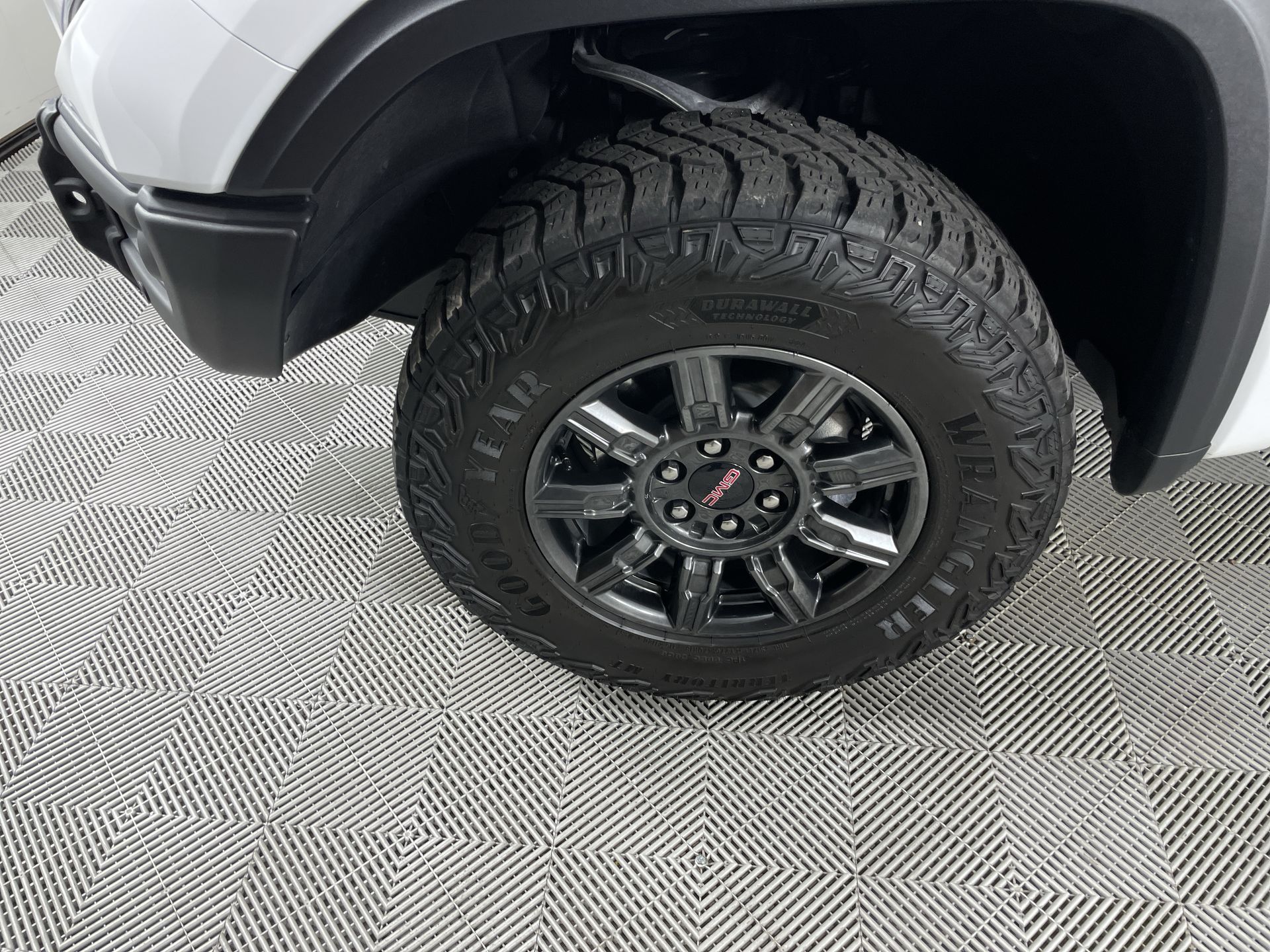 2025 GMC Sierra 1500 AT4X