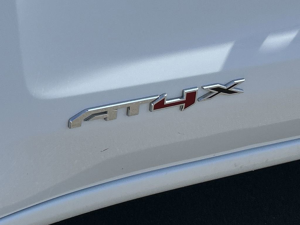 2025 GMC Sierra 1500 AT4X