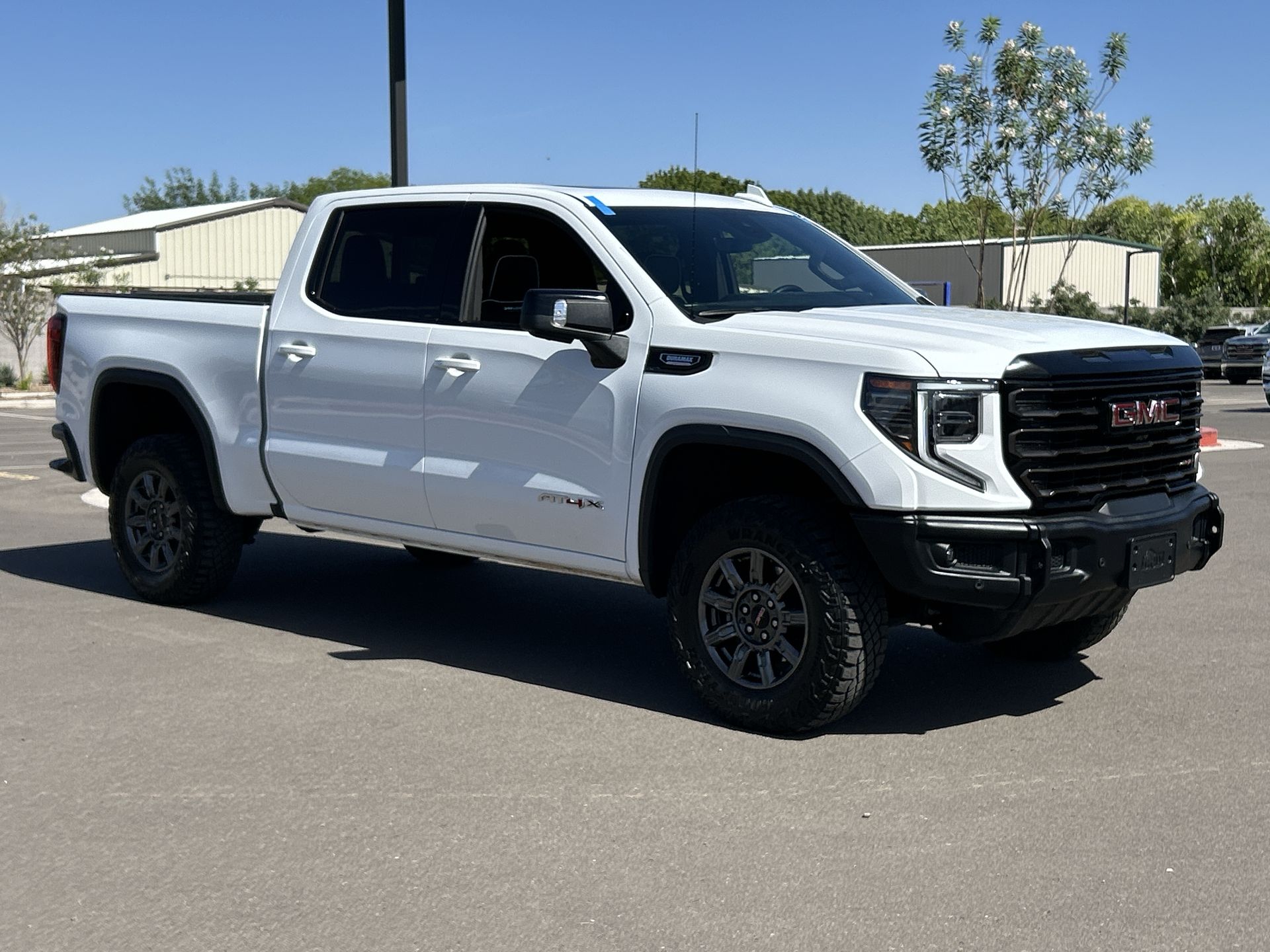 2025 GMC Sierra 1500 AT4X