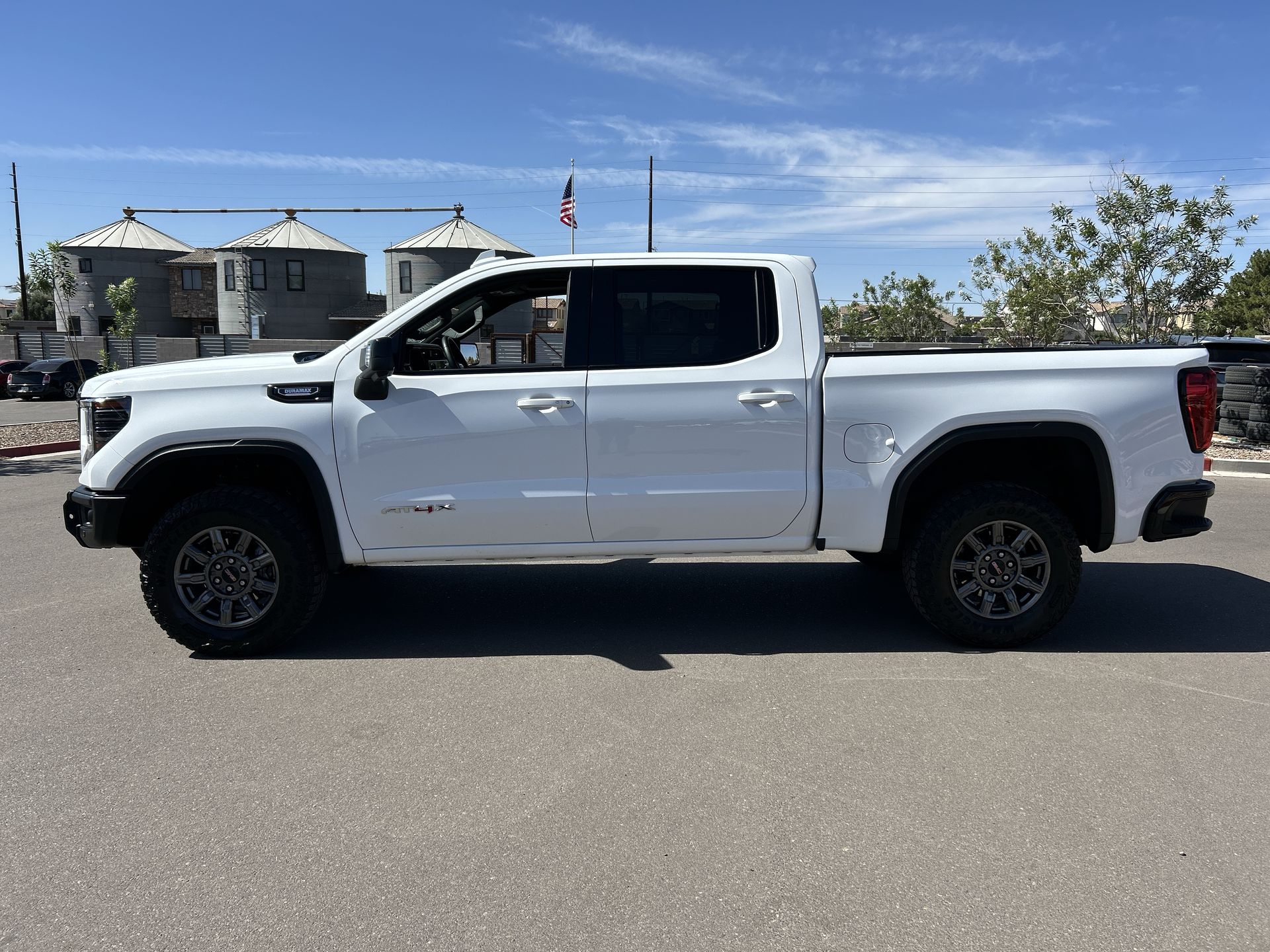 2025 GMC Sierra 1500 AT4X