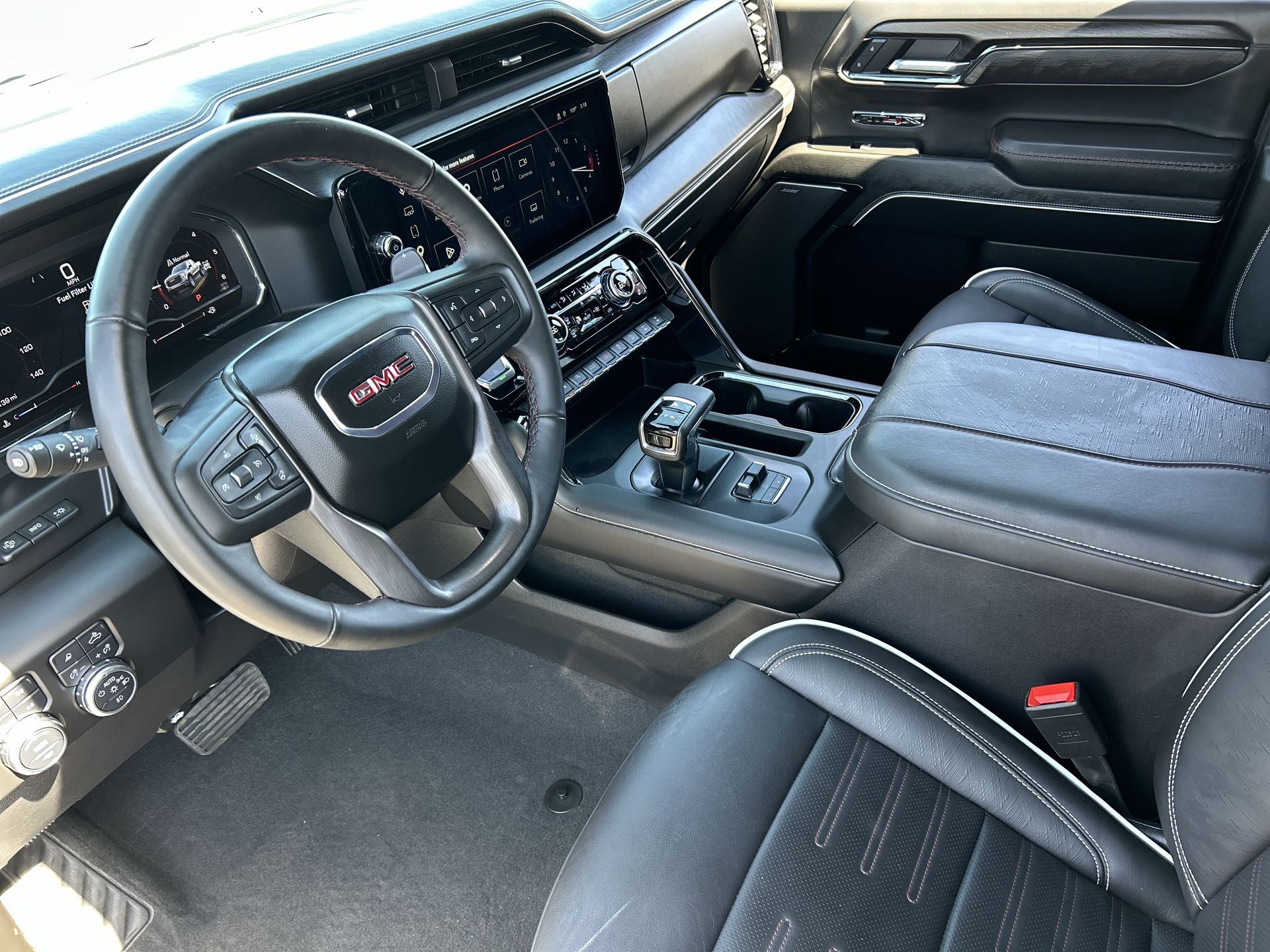 2025 GMC Sierra 1500 AT4X