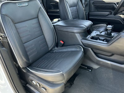 2025 GMC Sierra 1500 AT4X