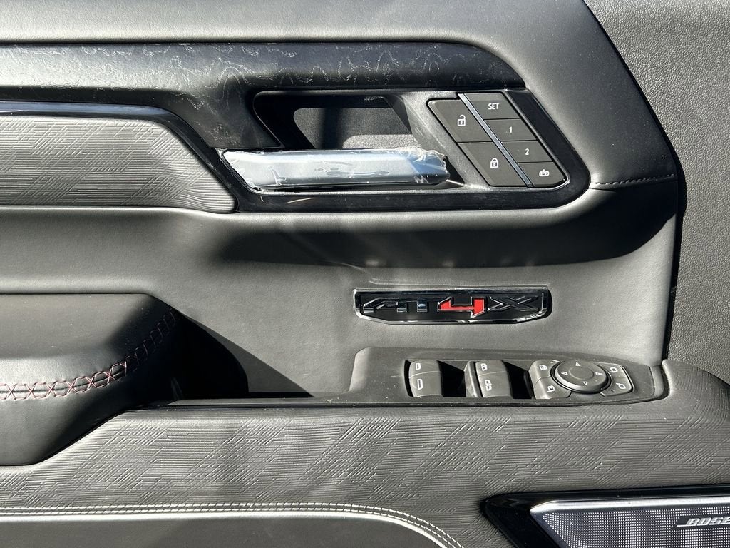 2025 GMC Sierra 1500 AT4X