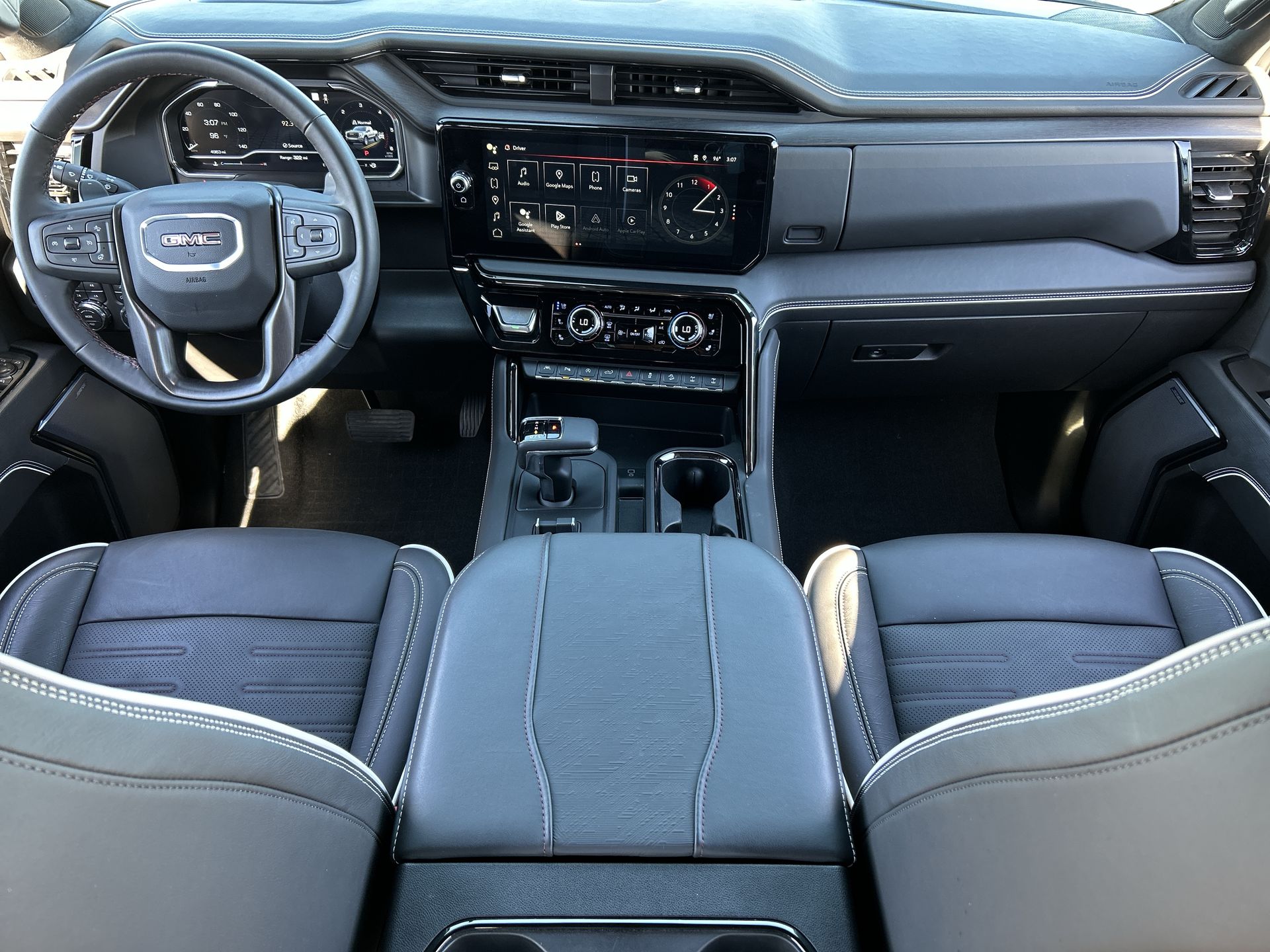 2025 GMC Sierra 1500 AT4X