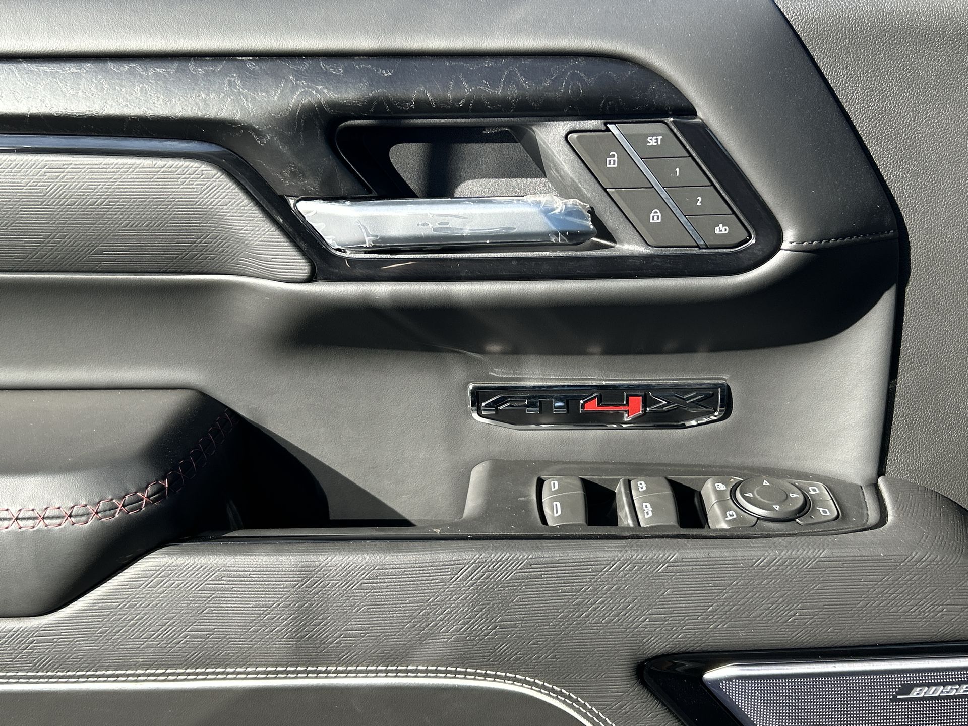 2025 GMC Sierra 1500 AT4X