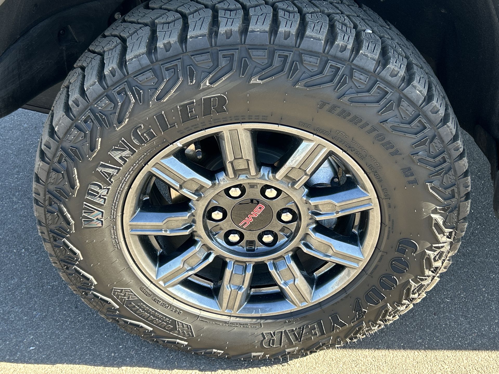 2025 GMC Sierra 1500 AT4X