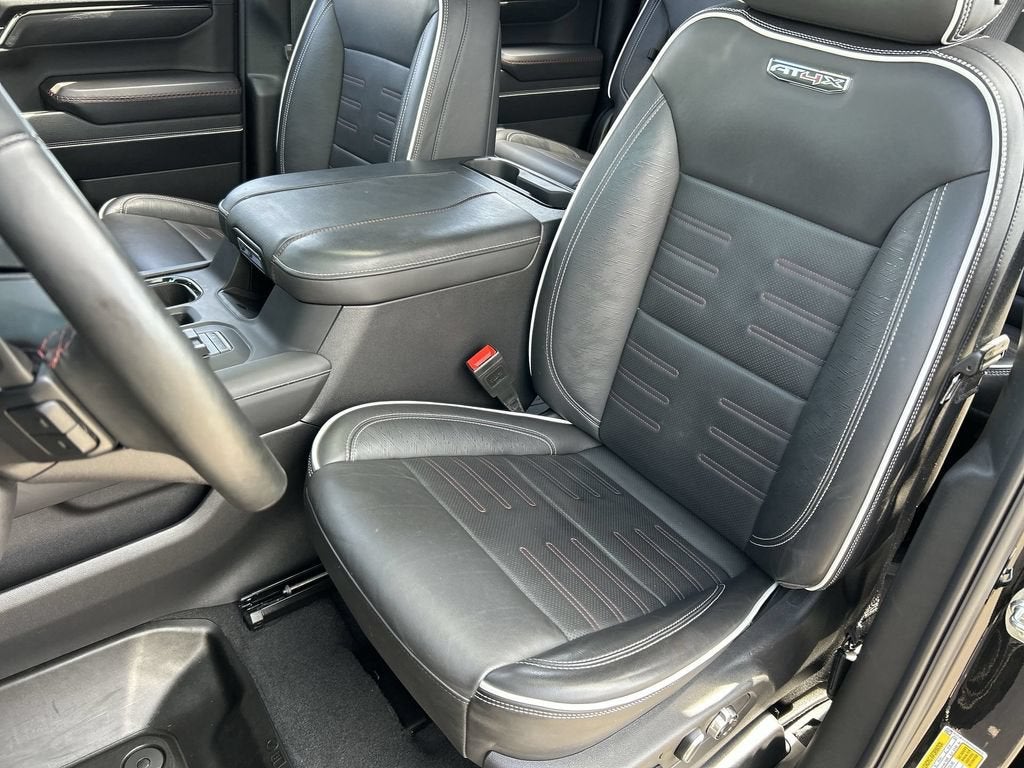2025 GMC Sierra 1500 AT4X