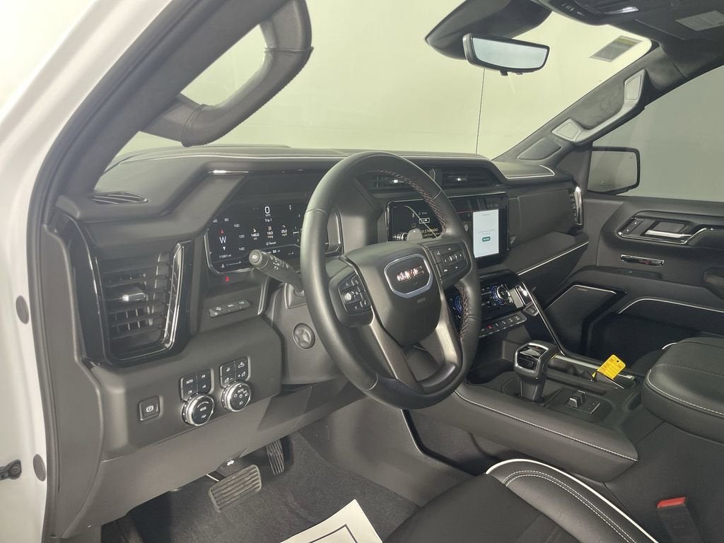 2025 GMC Sierra 1500 AT4X