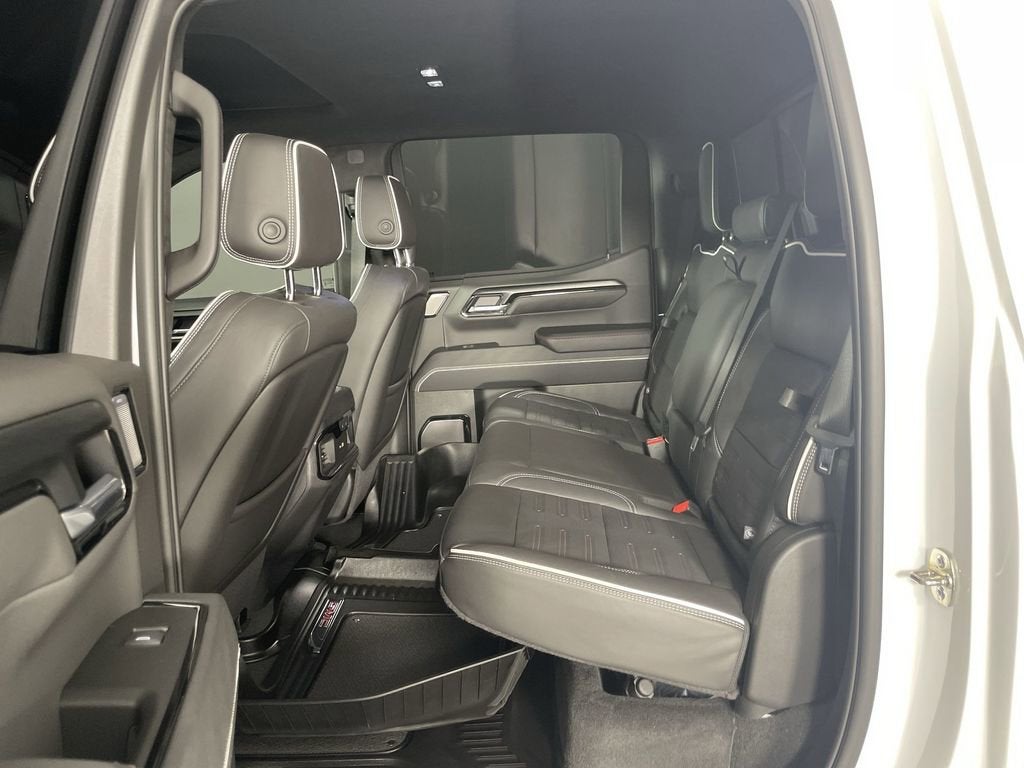 2025 GMC Sierra 1500 AT4X