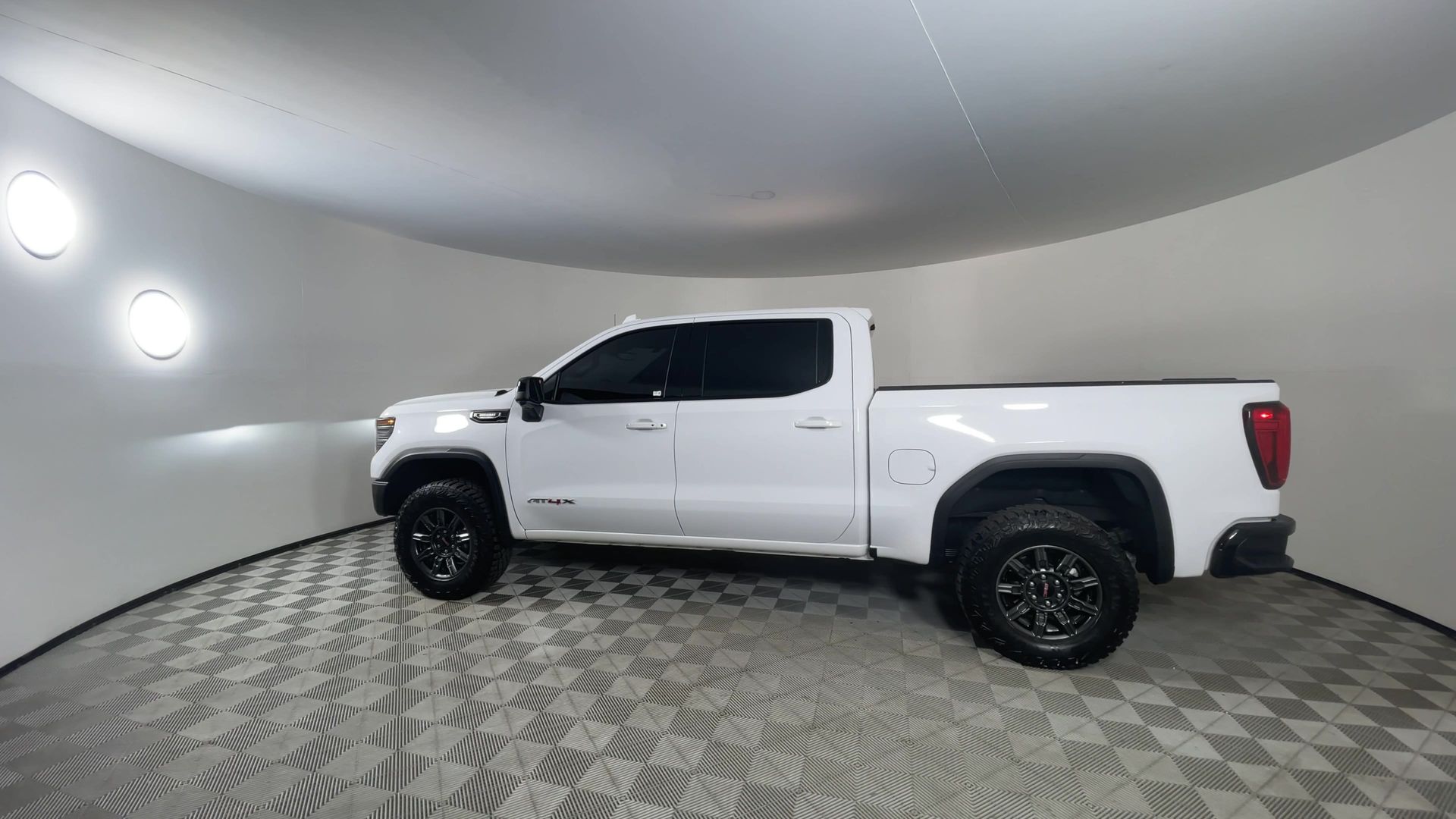 2025 GMC Sierra 1500 AT4X