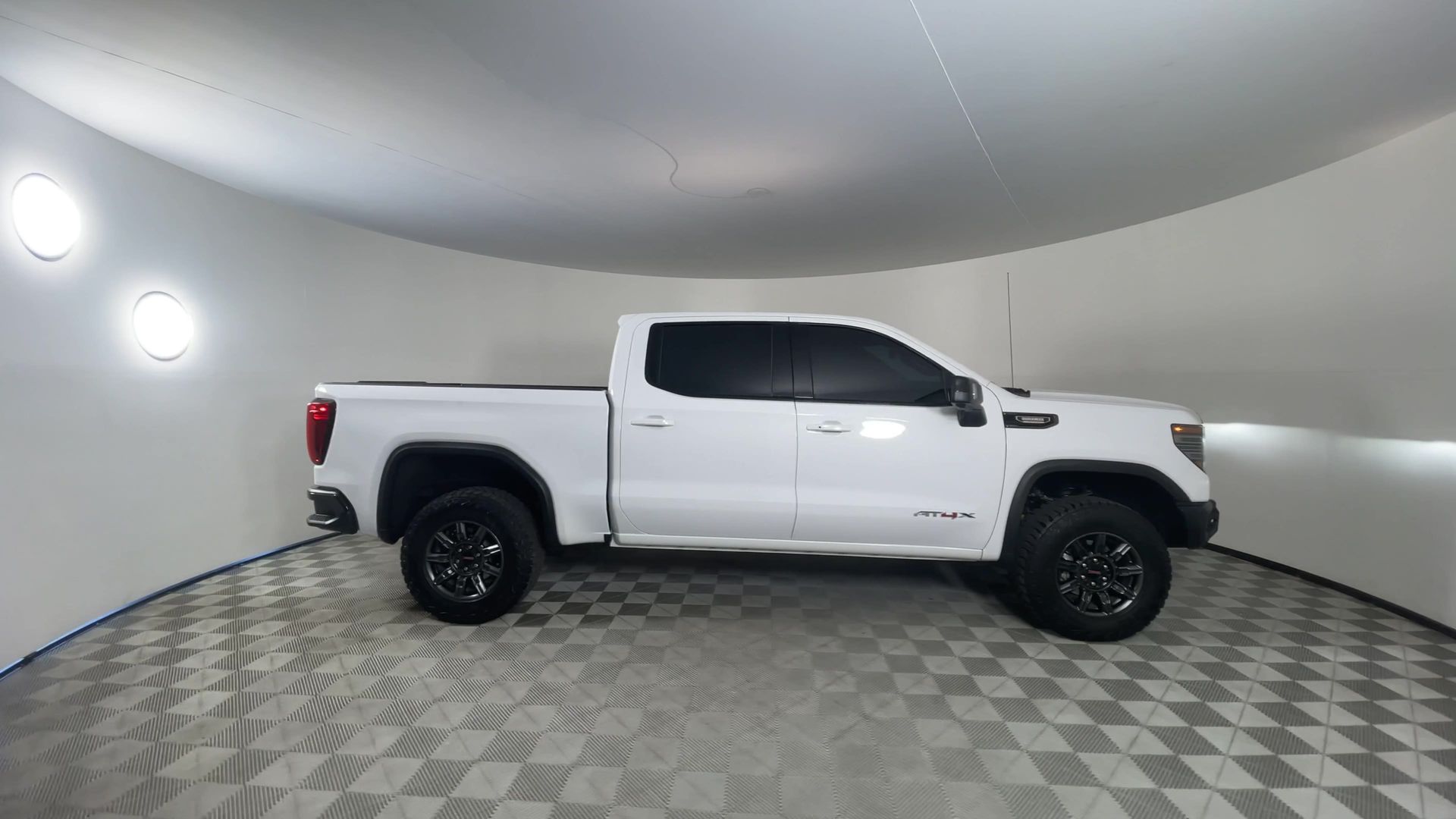 2025 GMC Sierra 1500 AT4X
