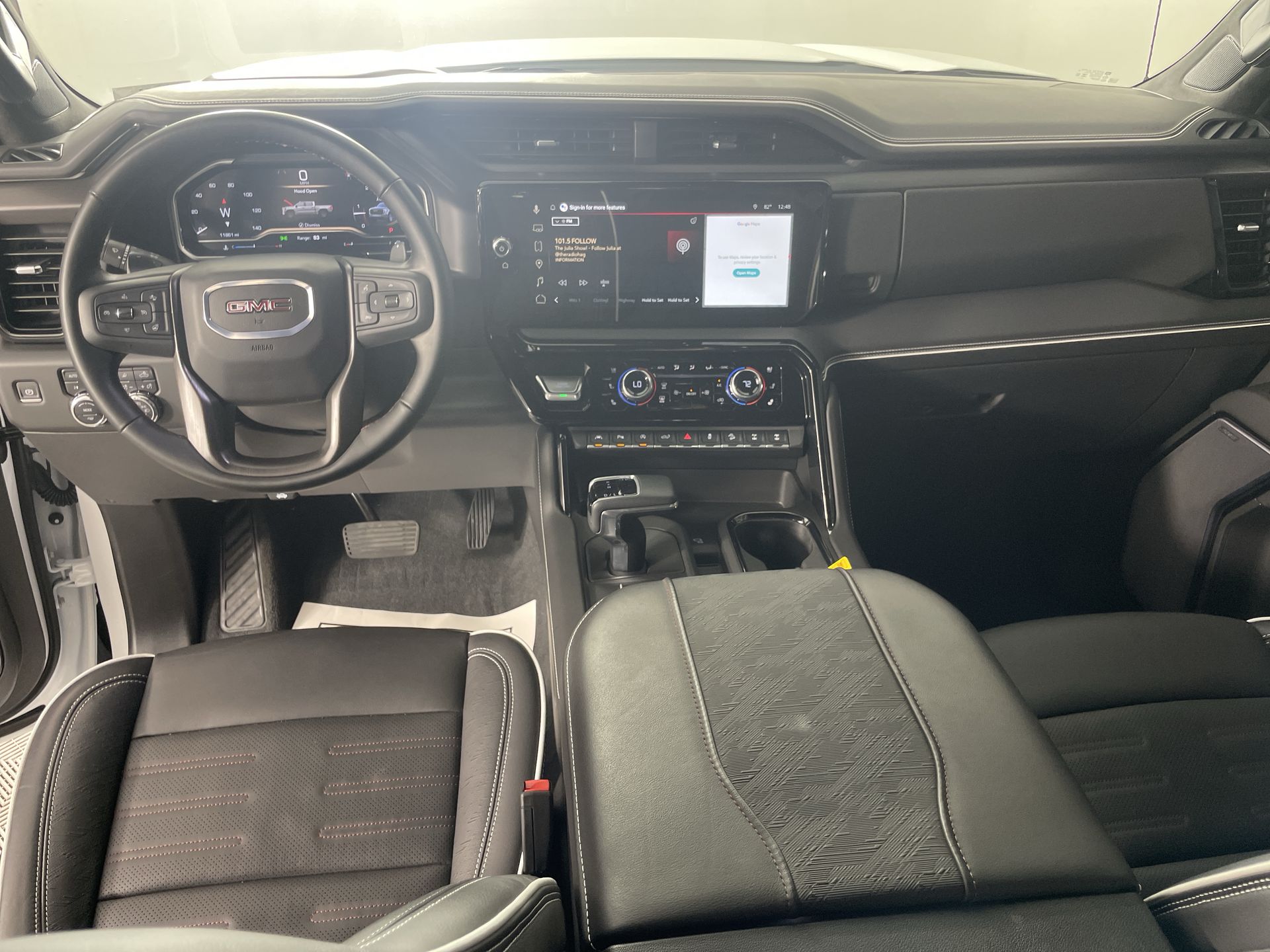 2025 GMC Sierra 1500 AT4X