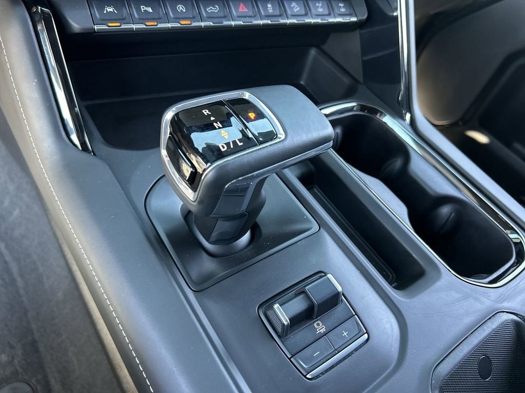 2025 GMC Sierra 1500 AT4X