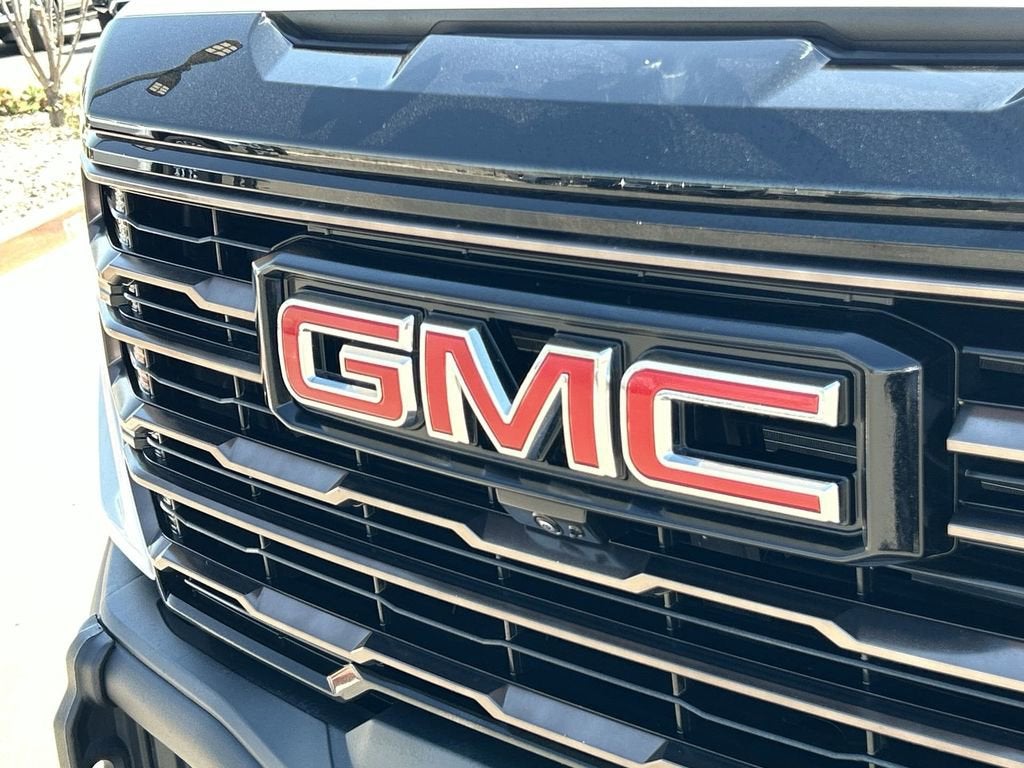 2025 GMC Sierra 1500 AT4X