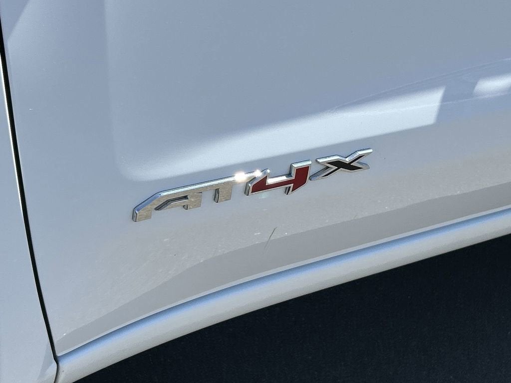 2025 GMC Sierra 1500 AT4X