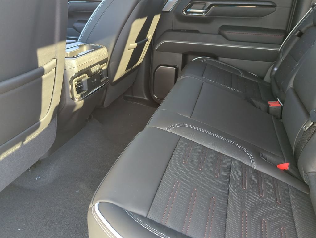 2025 GMC Sierra 1500 AT4X