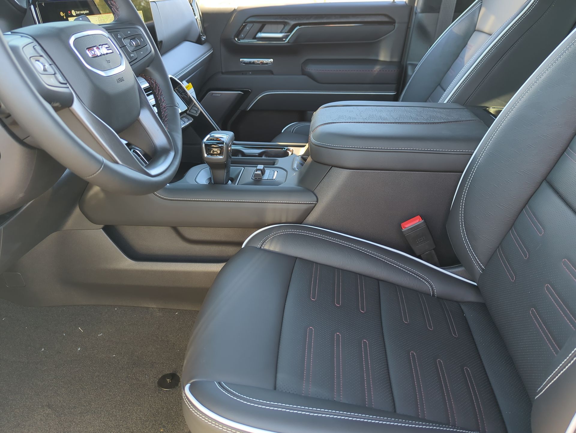 2025 GMC Sierra 1500 AT4X