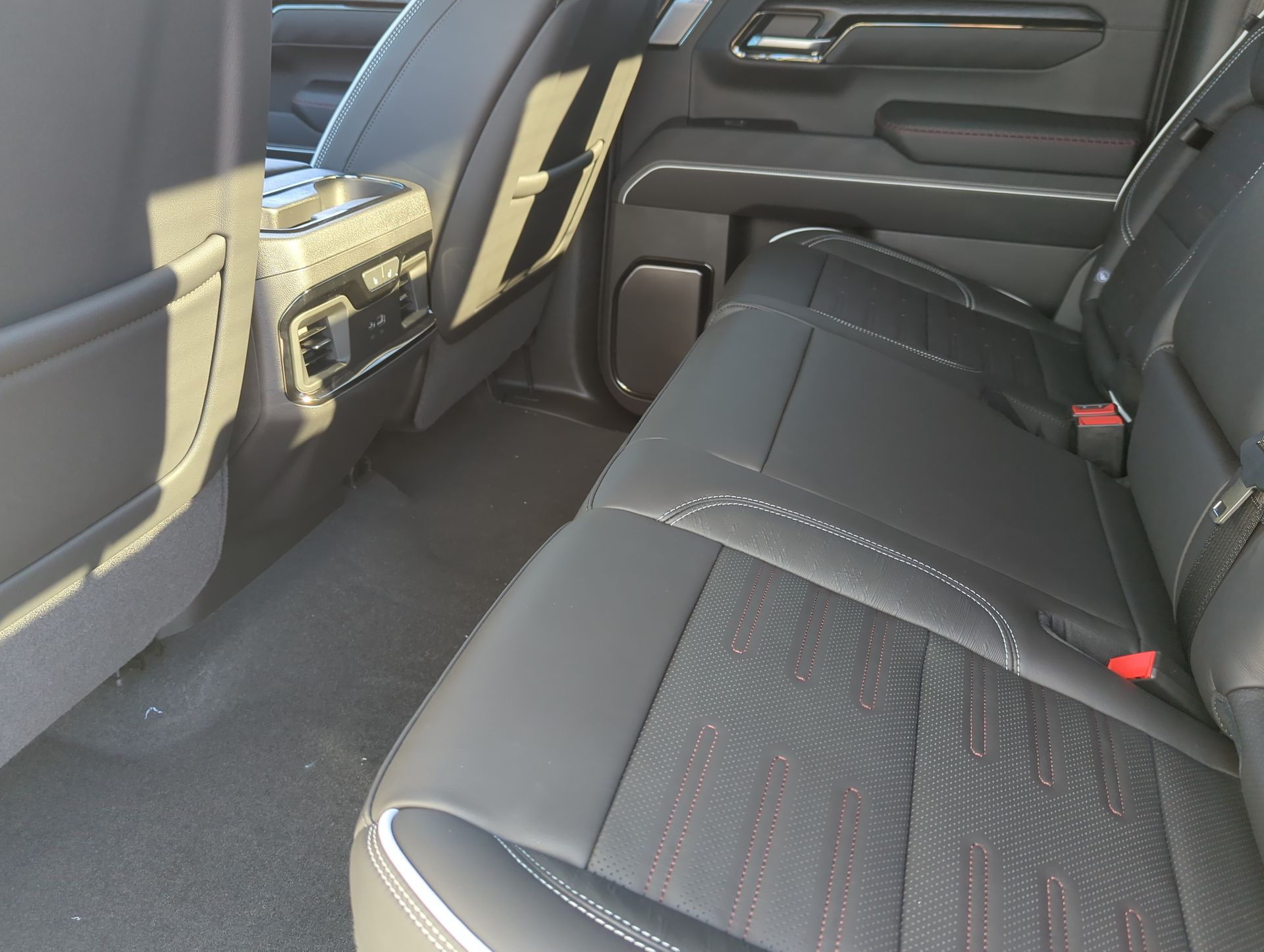 2025 GMC Sierra 1500 AT4X