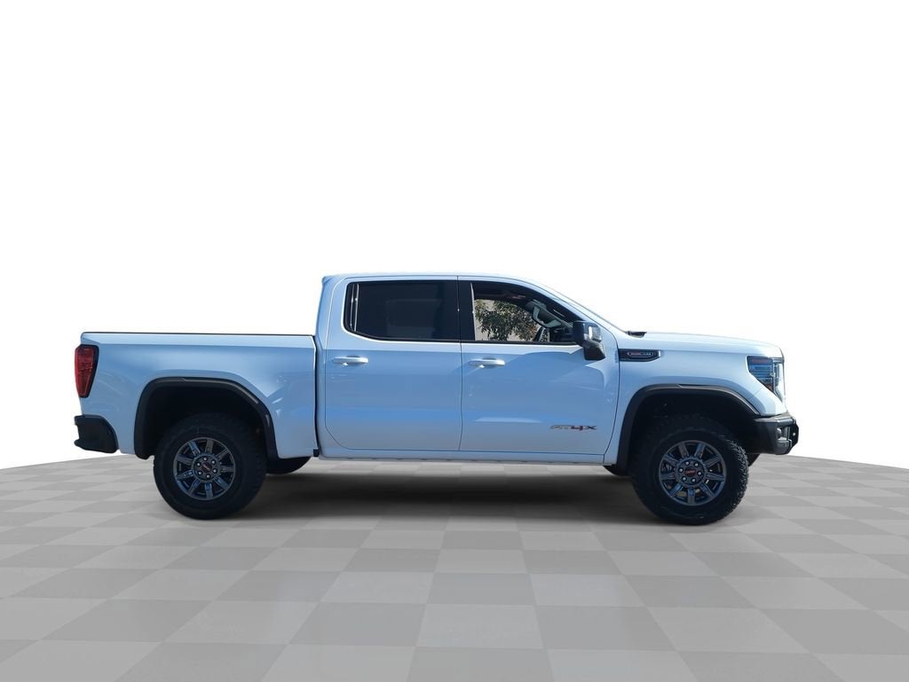 2025 GMC Sierra 1500 AT4X
