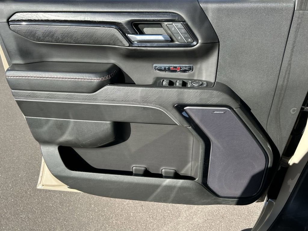 2023 GMC Sierra 1500 AT4X
