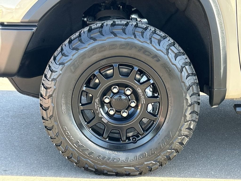 2023 GMC Sierra 1500 AT4X