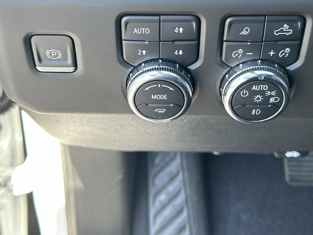 2023 GMC Sierra 1500 AT4X