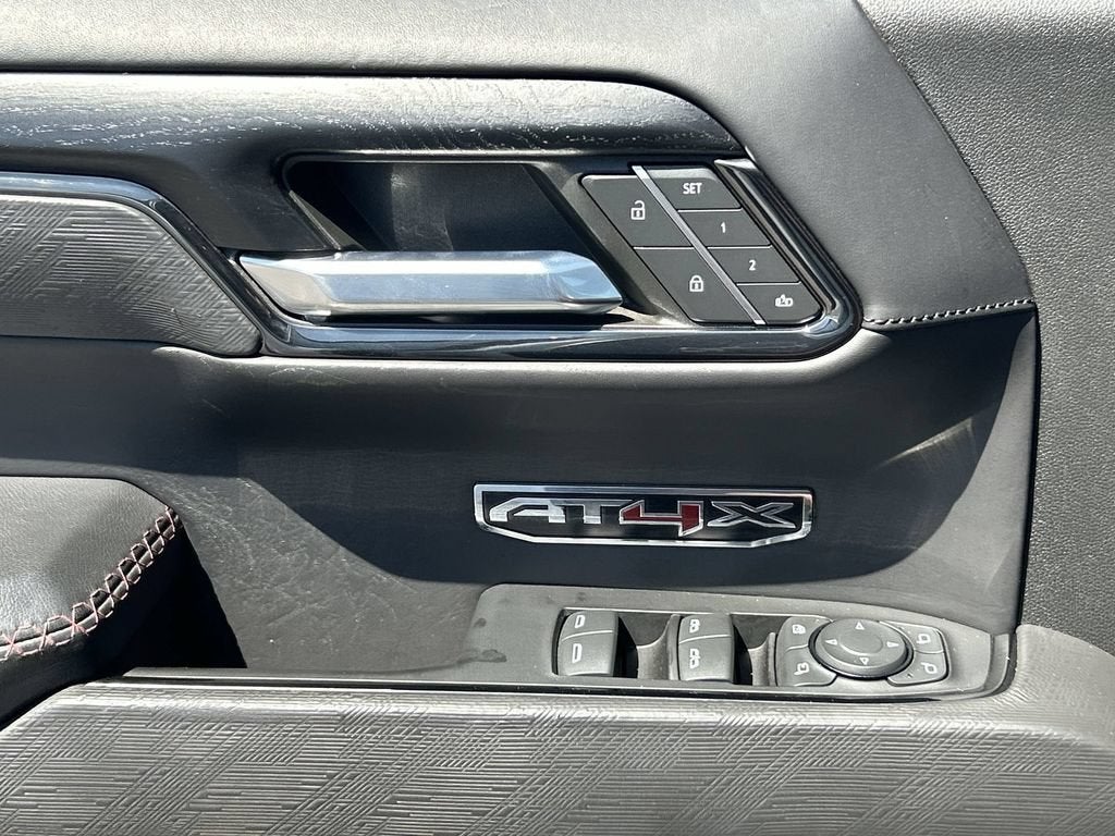 2023 GMC Sierra 1500 AT4X