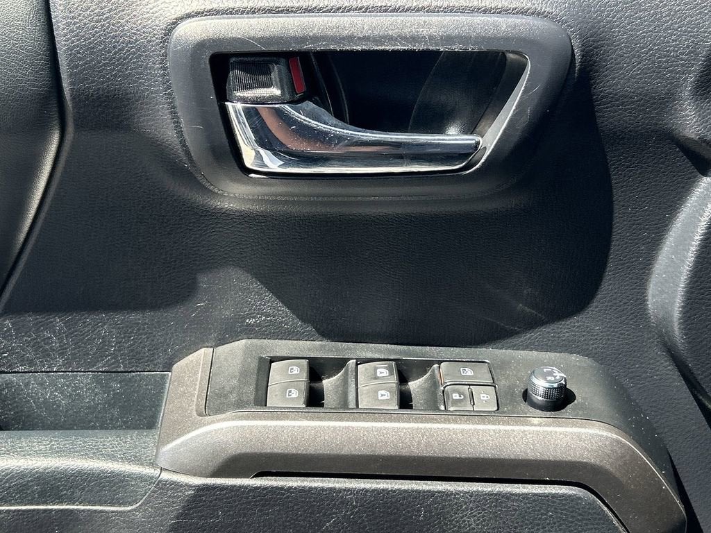 2018 Toyota Tacoma SR