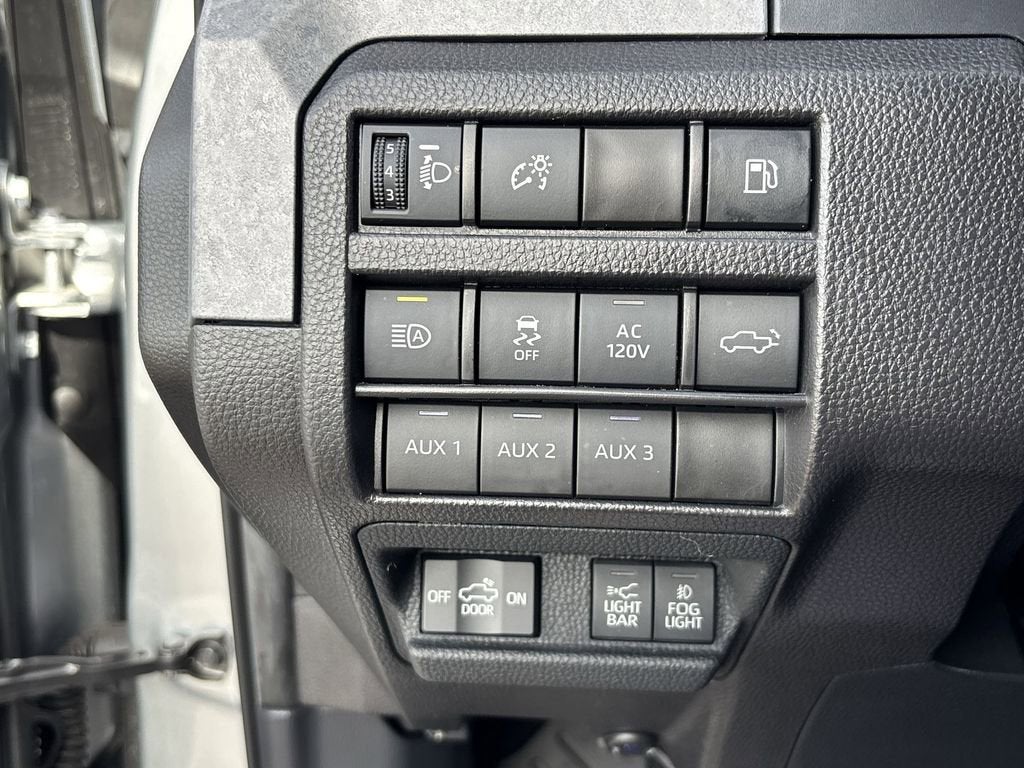 2024 Toyota Tacoma Hybrid Trailhunter