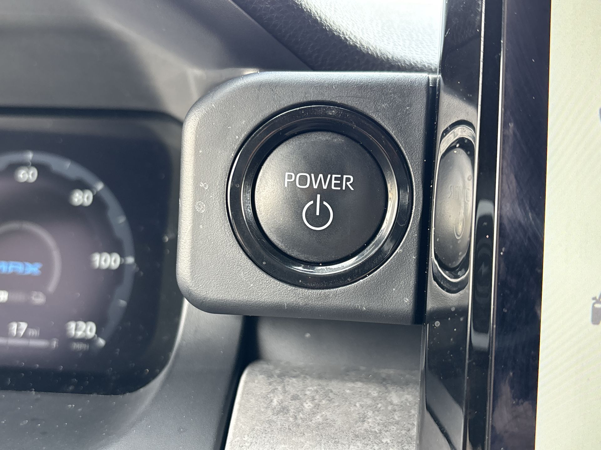 2024 Toyota Tacoma Hybrid Trailhunter